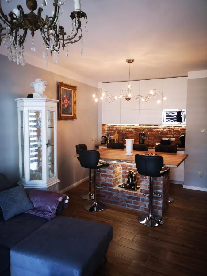 Romantyczny Apartament Happy 16 Basen & Kort Tenisowy, Ochrona 24 H - Dla Maksymalnie 6 Osob Pobierowo Εξωτερικό φωτογραφία